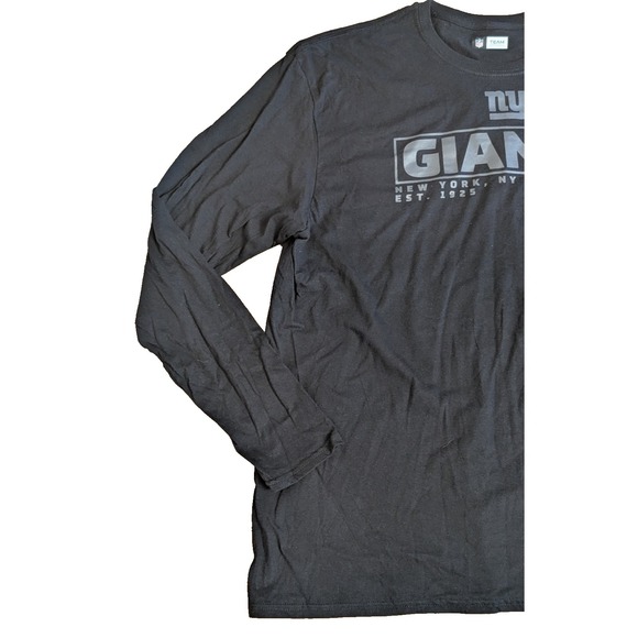NY Giants Black Long Sleeve T-shirt Men's 2XL, NFL Team Apparel w/ Gray Logo NWT - Picture 3 of 14